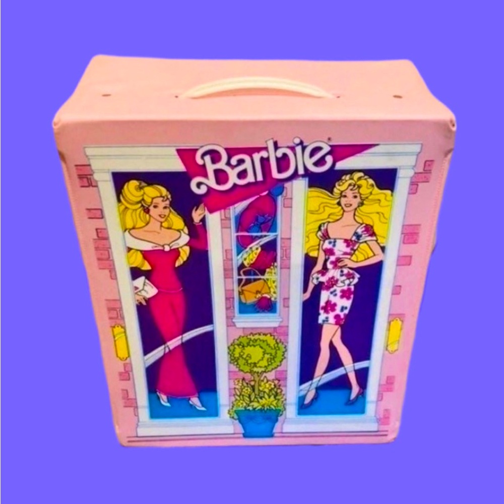1988 Barbie vinyl doll & wardrobe case